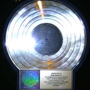 Gold Disc-BobMarley-Album-Burin'